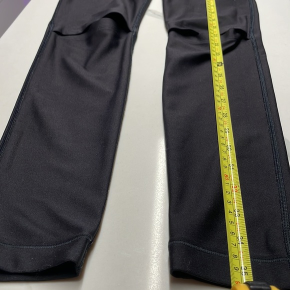 Under armor black leggings - Picture 5 of 8